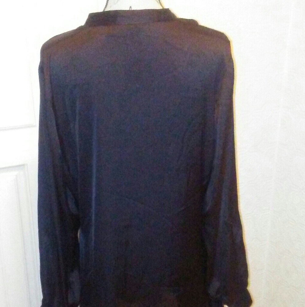 Womens blouse - Picture 2 of 2